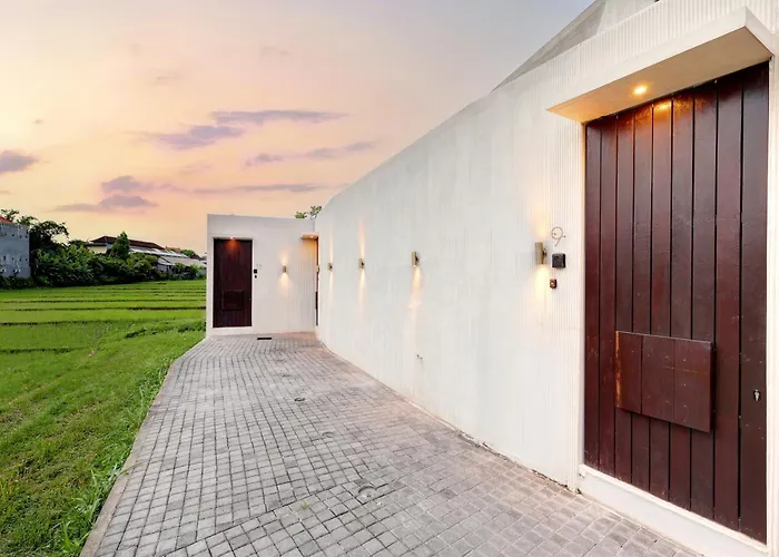 Vesna Townhouse Berawa By Breig