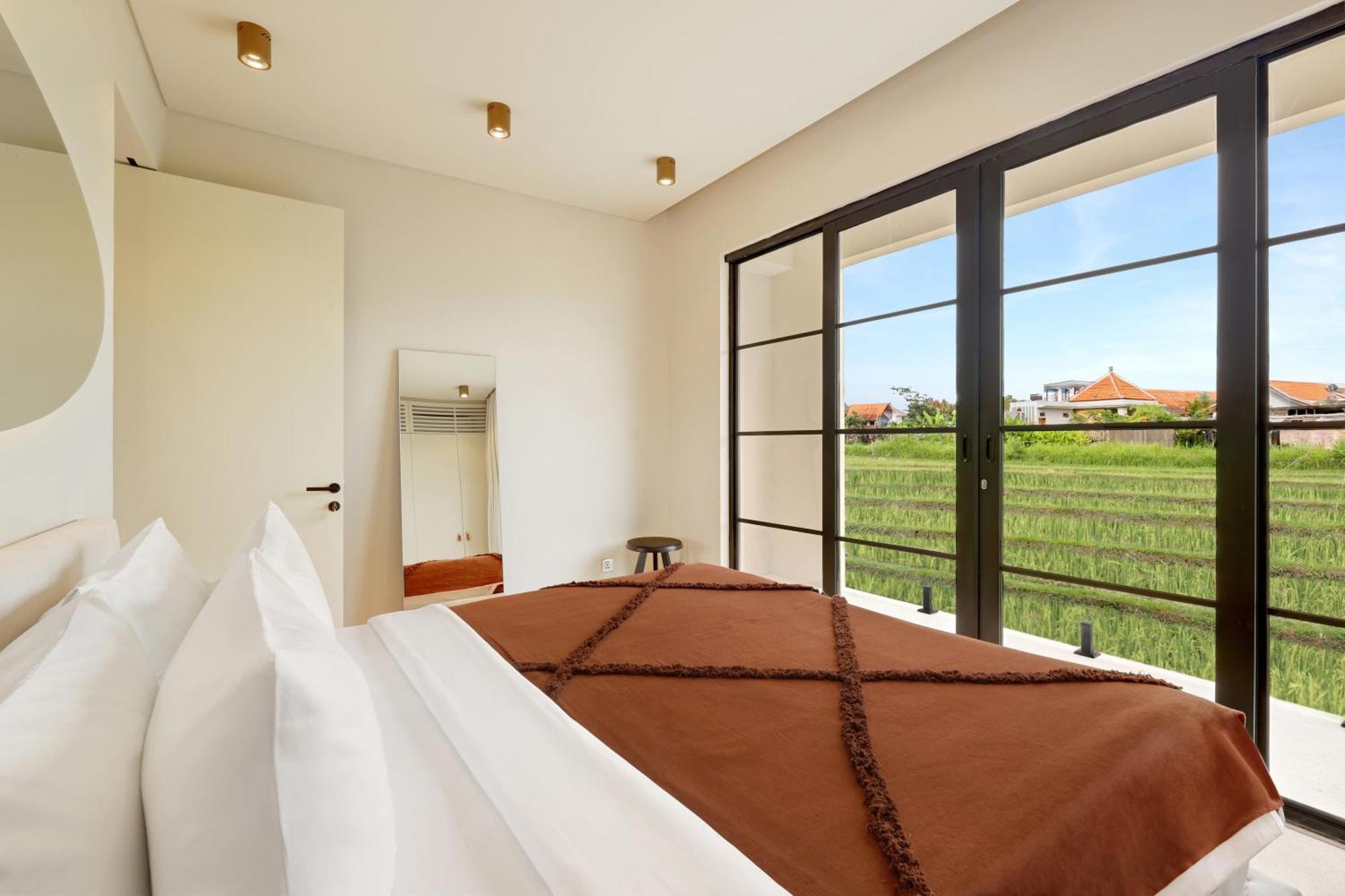 Vesna Townhouse Berawa By Breig *